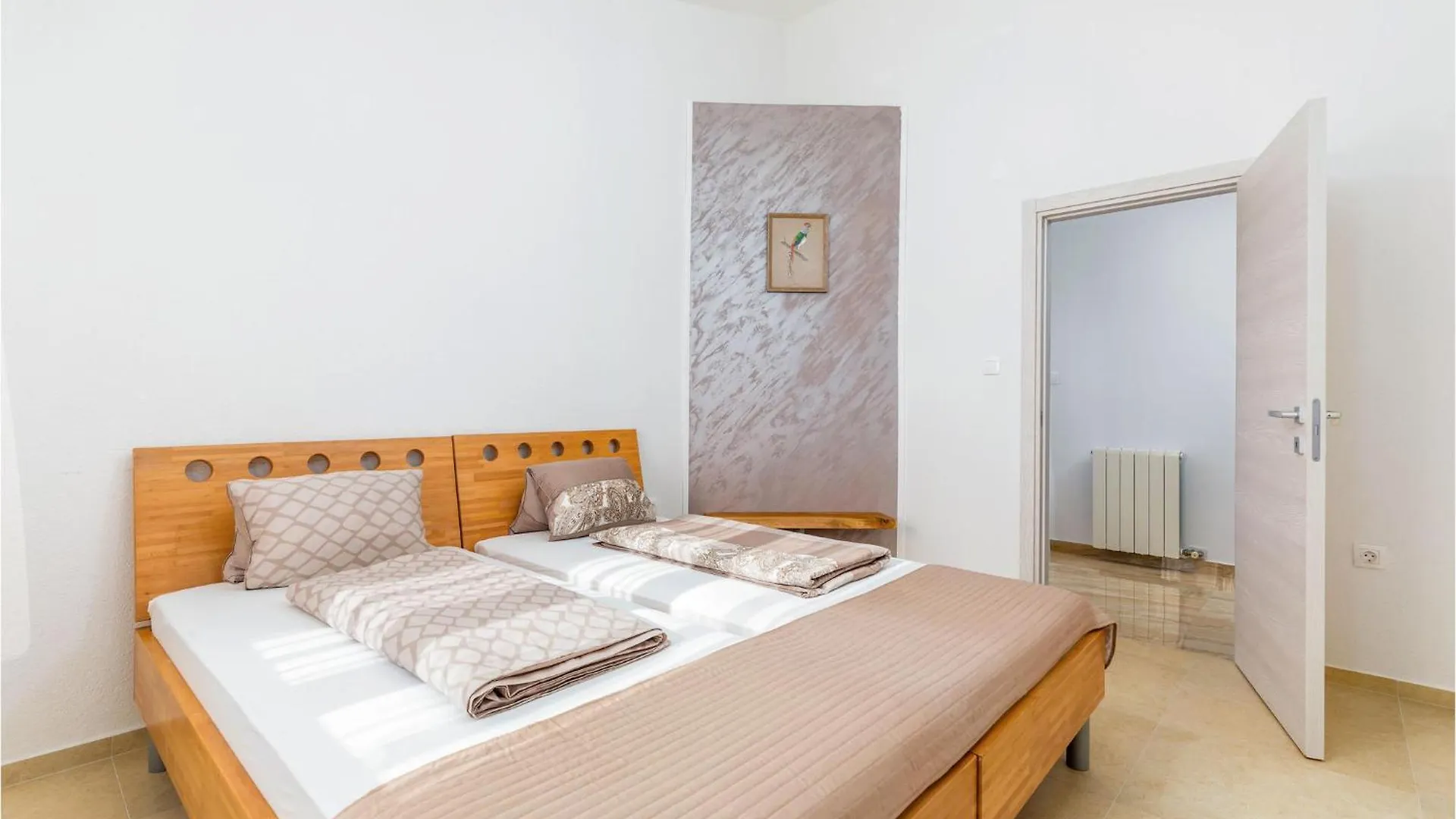 Holiday home 4 Bedroom Awesome Home In Vodnjan Mednjan
