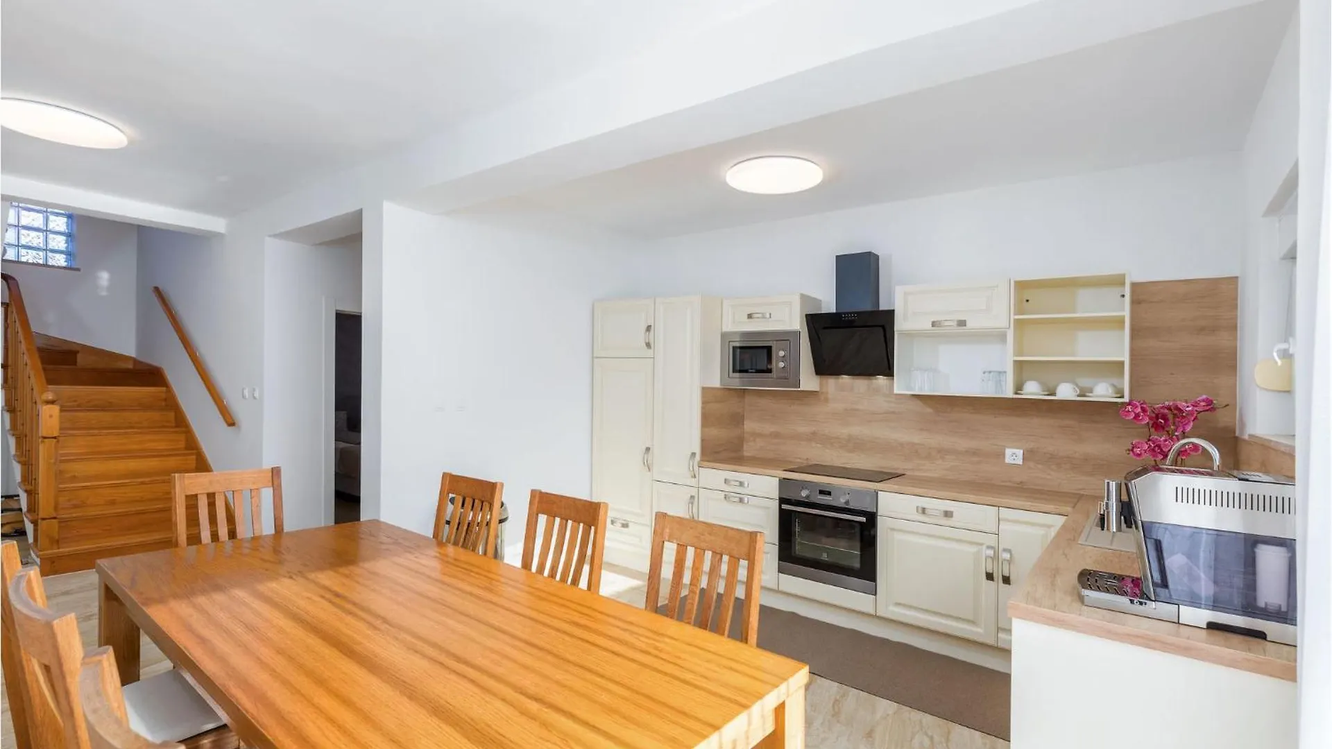 4 Bedroom Awesome Home In Vodnjan Mednjan Holiday home