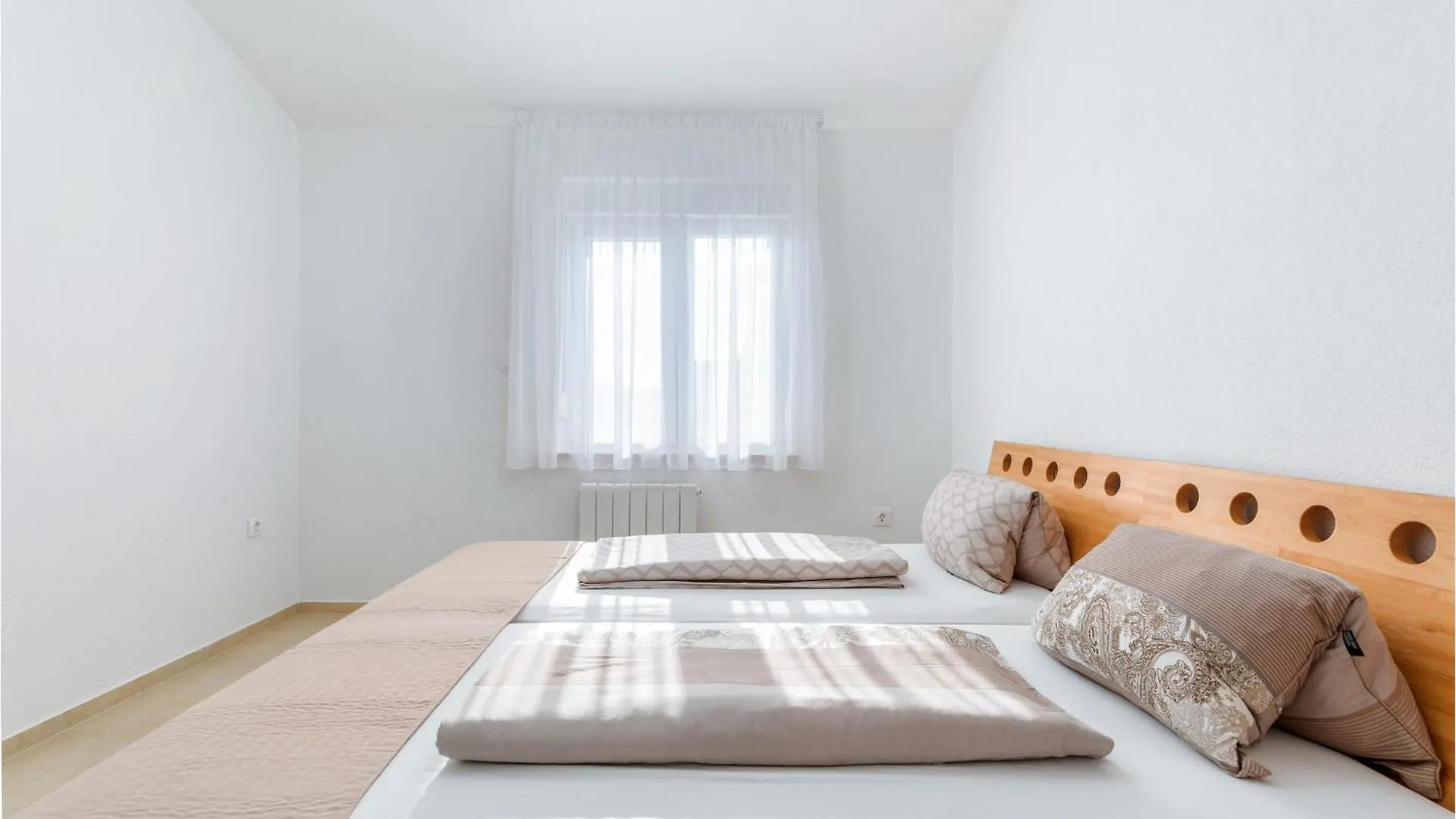 4 Bedroom Awesome Home In Vodnjan Mednjan Holiday home