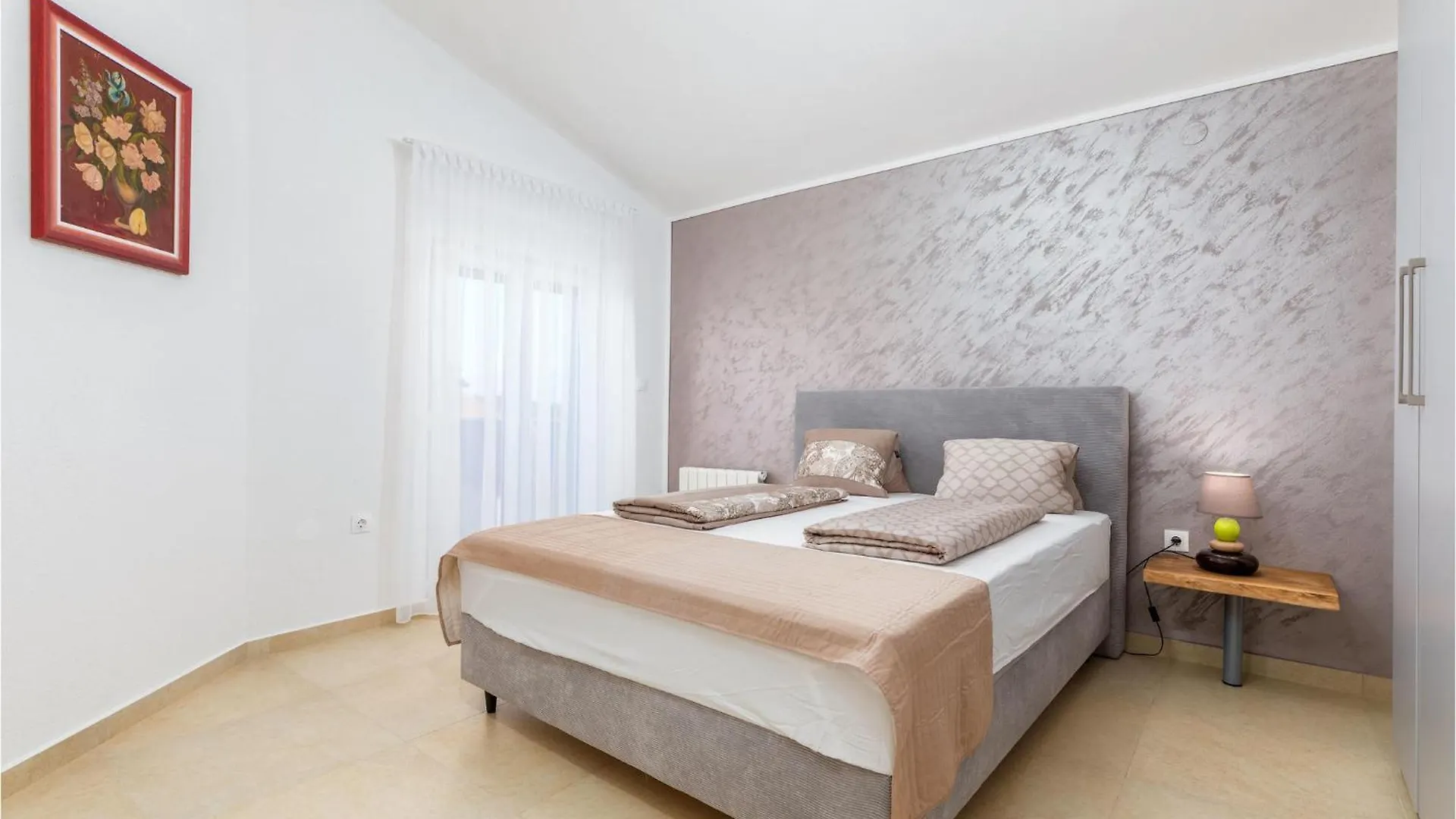 4 Bedroom Awesome Home In Vodnjan Mednjan 0*,