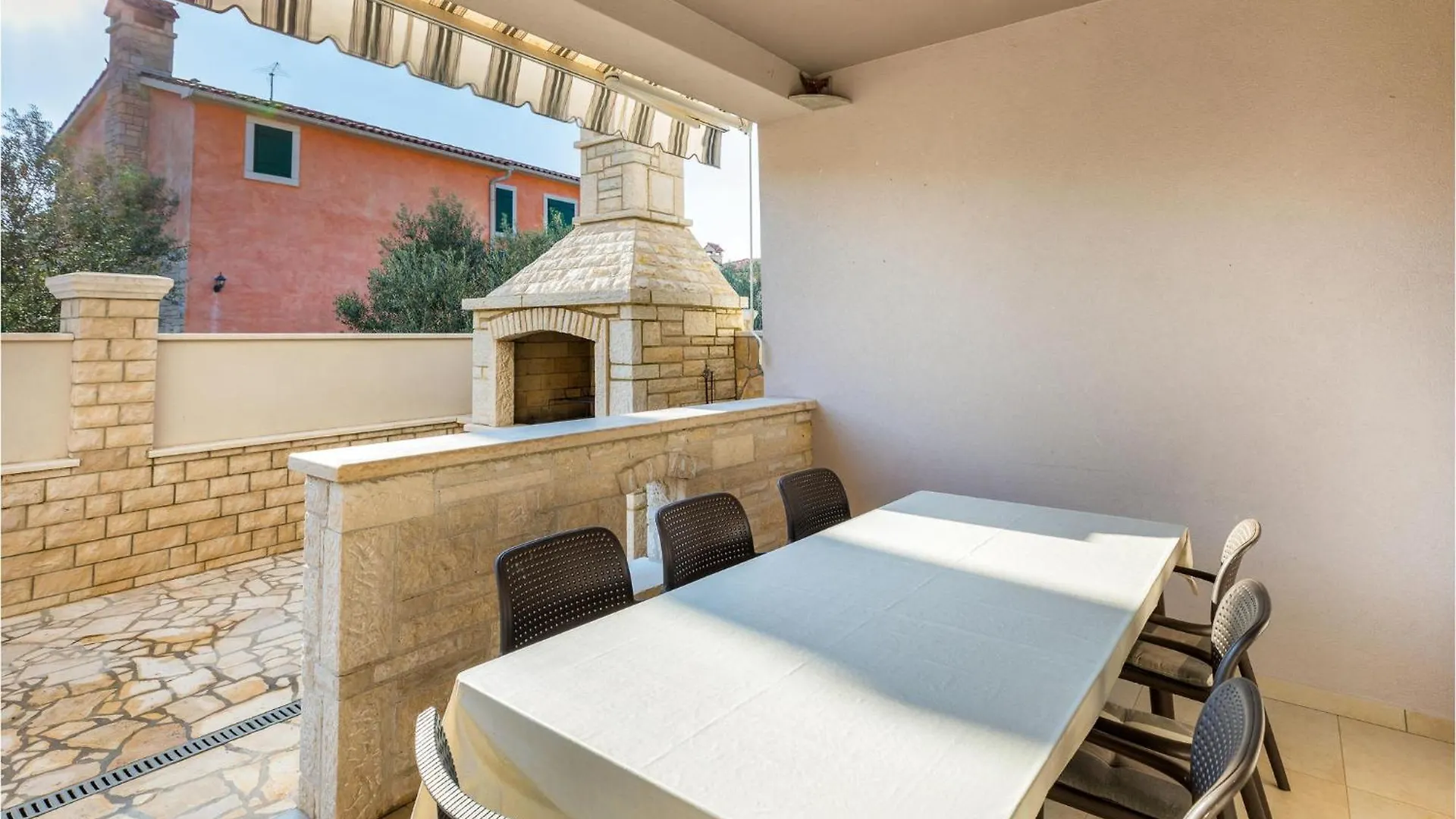4 Bedroom Awesome Home In Vodnjan Mednjan 0*,