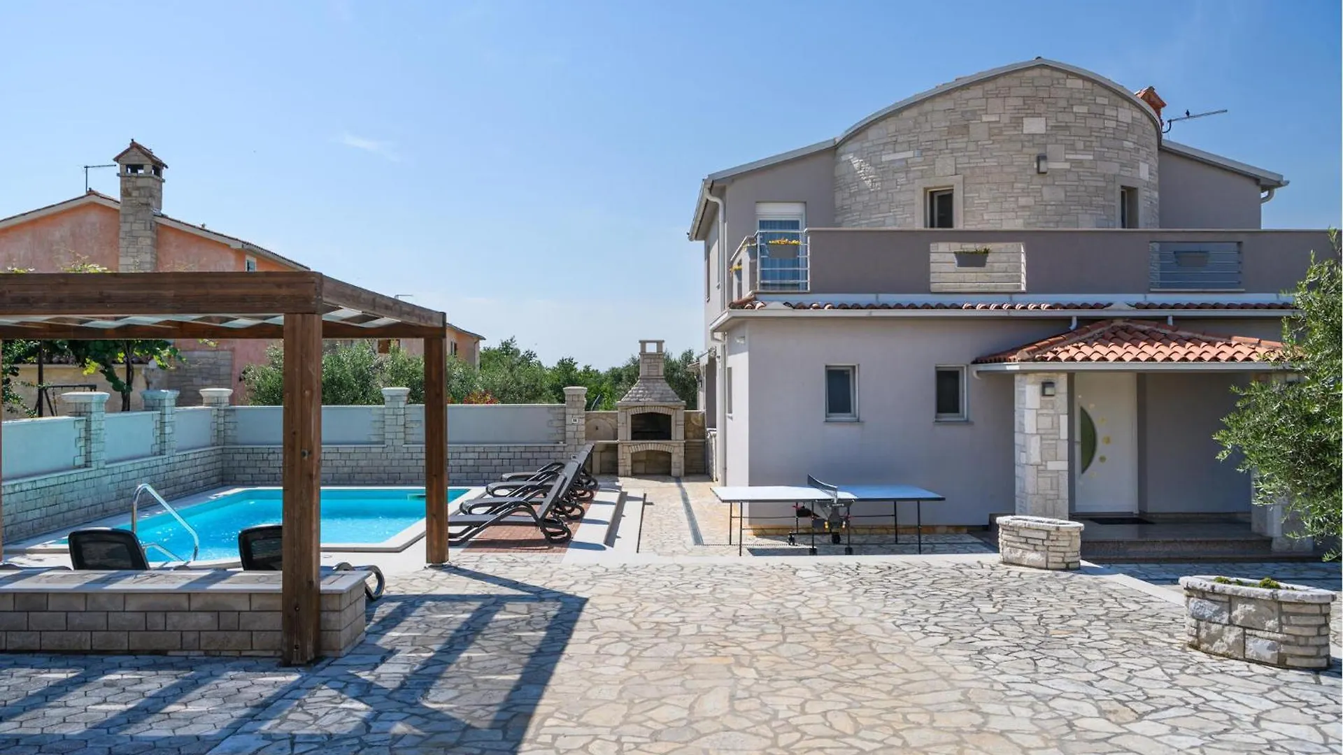 4 Bedroom Awesome Home In Vodnjan Mednjan 0*,  Croatia