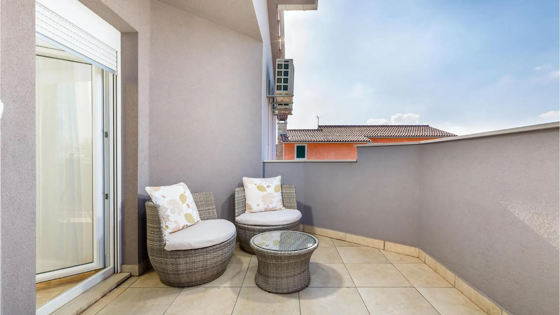 4 Bedroom Awesome Home In Vodnjan Mednjan Holiday home